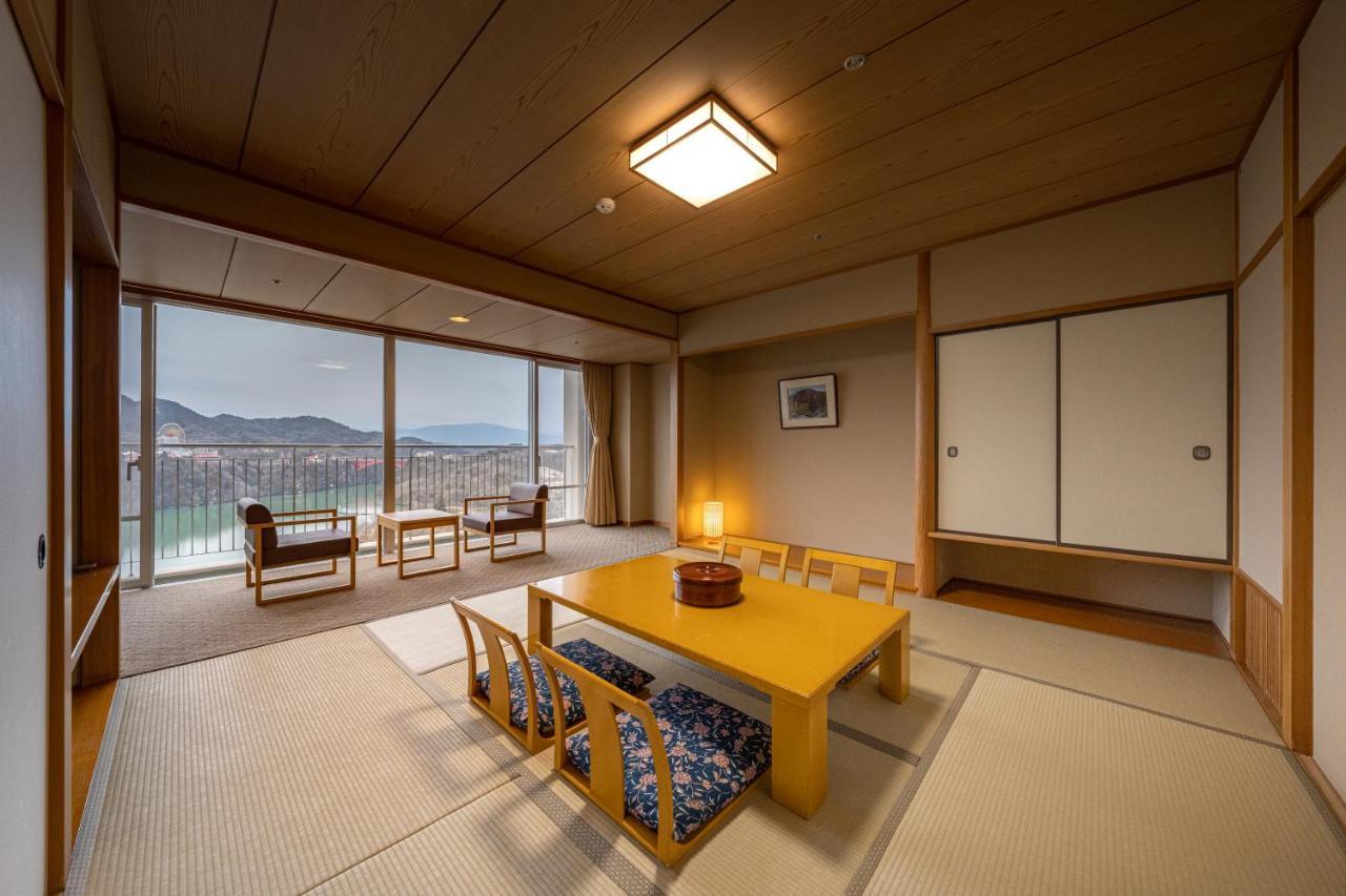Enakyo Onsen Hotel Yuzuriha Eksteriør billede