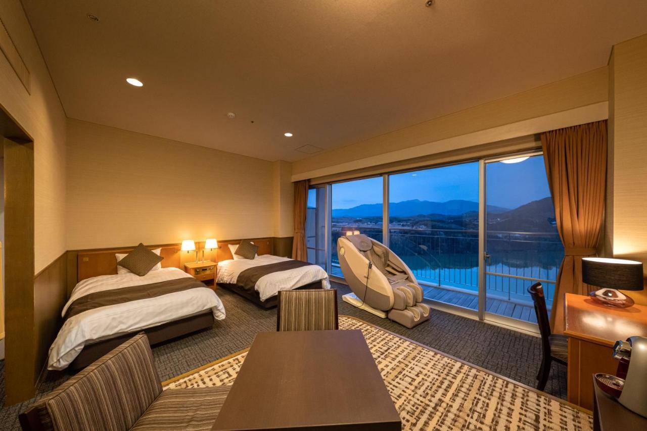 Enakyo Onsen Hotel Yuzuriha Eksteriør billede