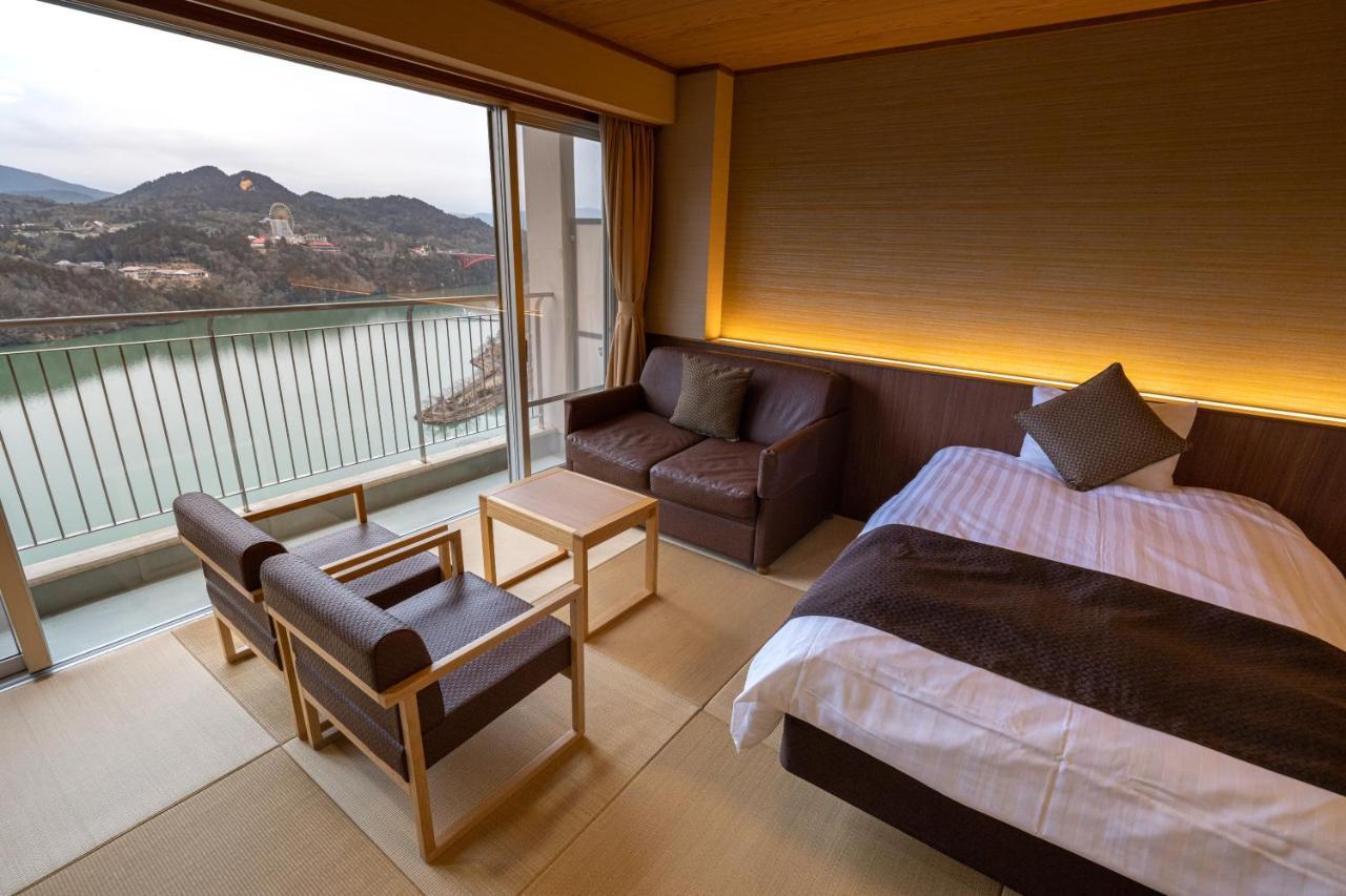 Enakyo Onsen Hotel Yuzuriha Eksteriør billede