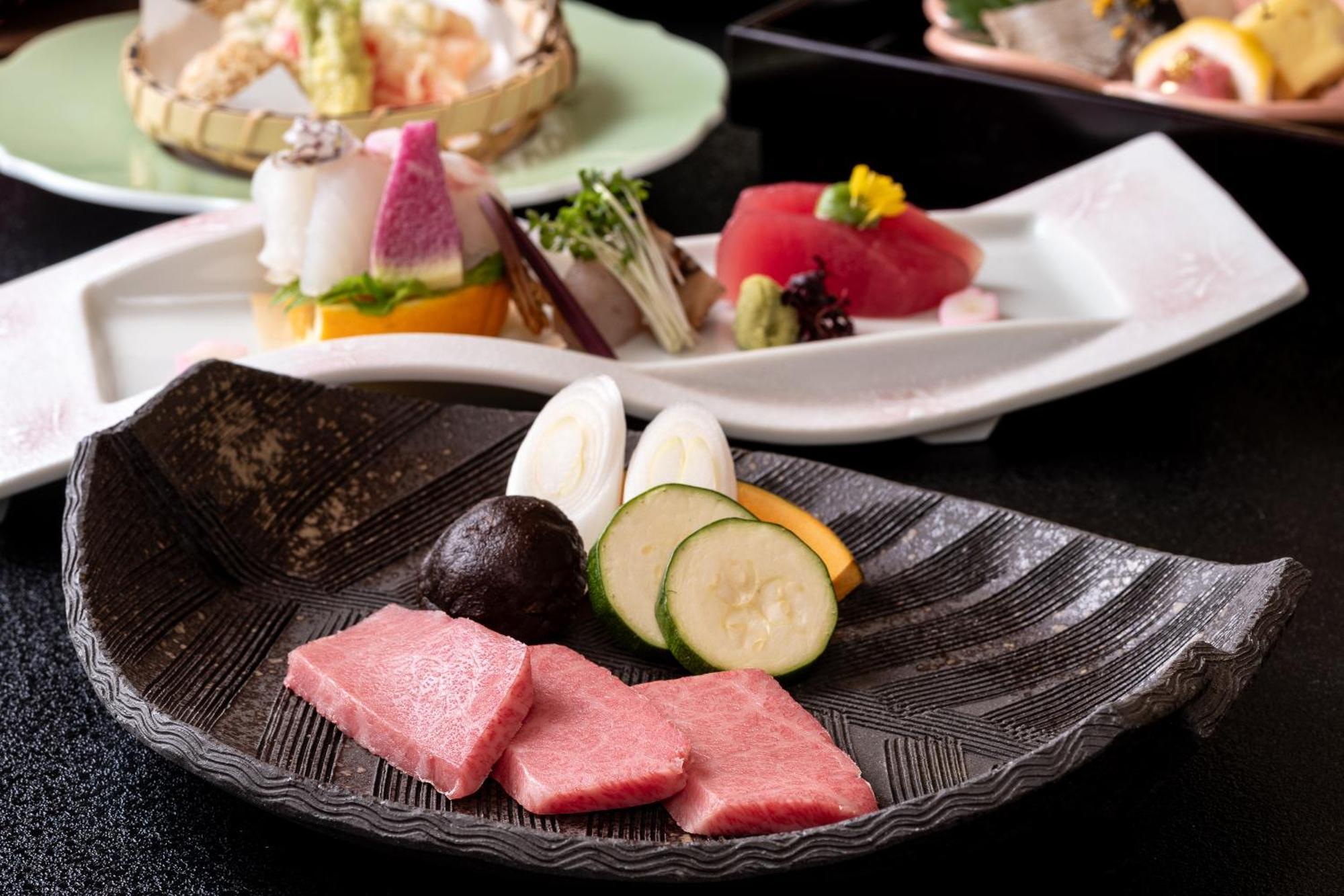 Enakyo Onsen Hotel Yuzuriha Eksteriør billede